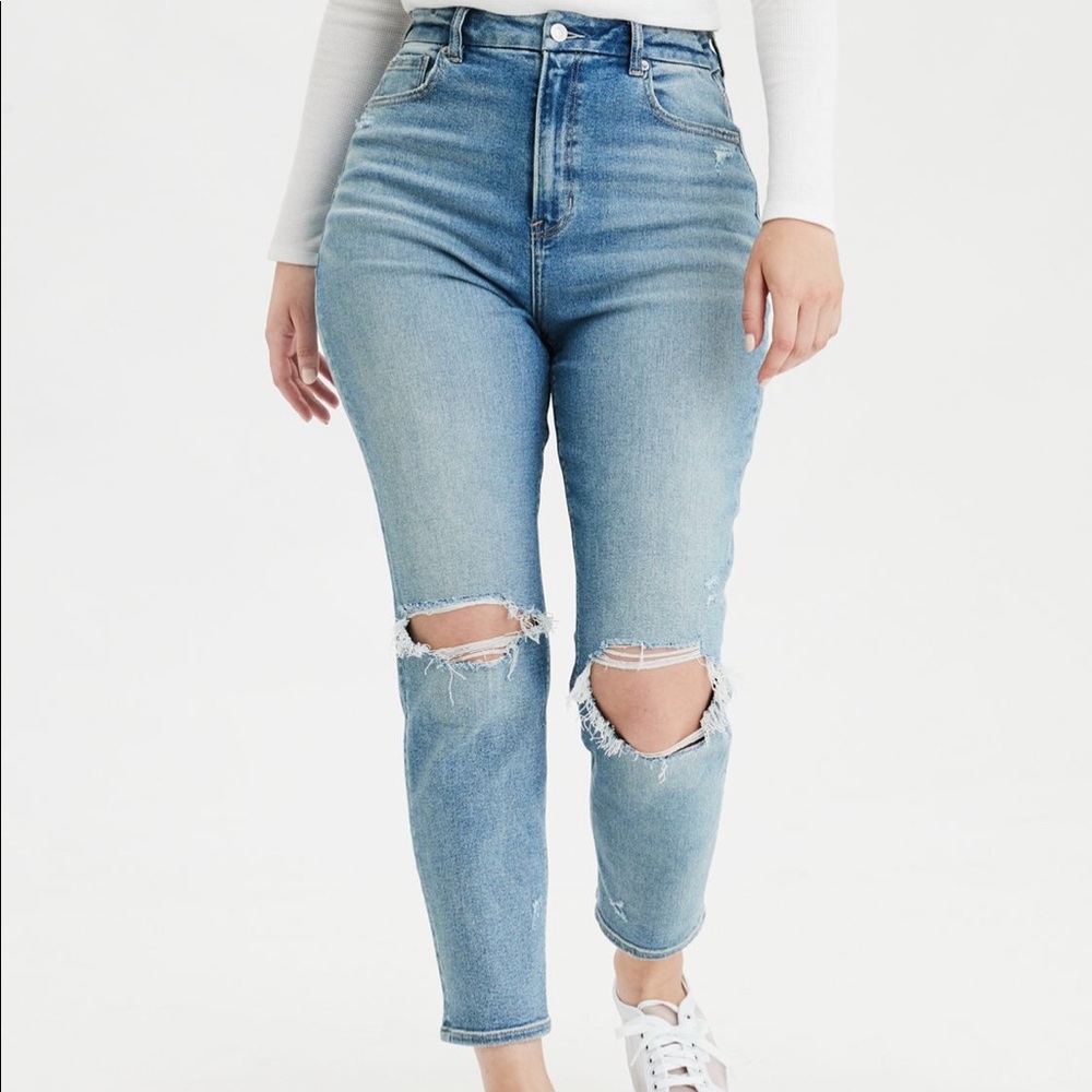 AE curvy stretch distressed mom Jean